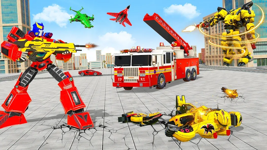 Скачать взломанную Fire Truck Robot Car Game  [МОД Unlimited Money] — последняя версия apk на Андроид screen 5